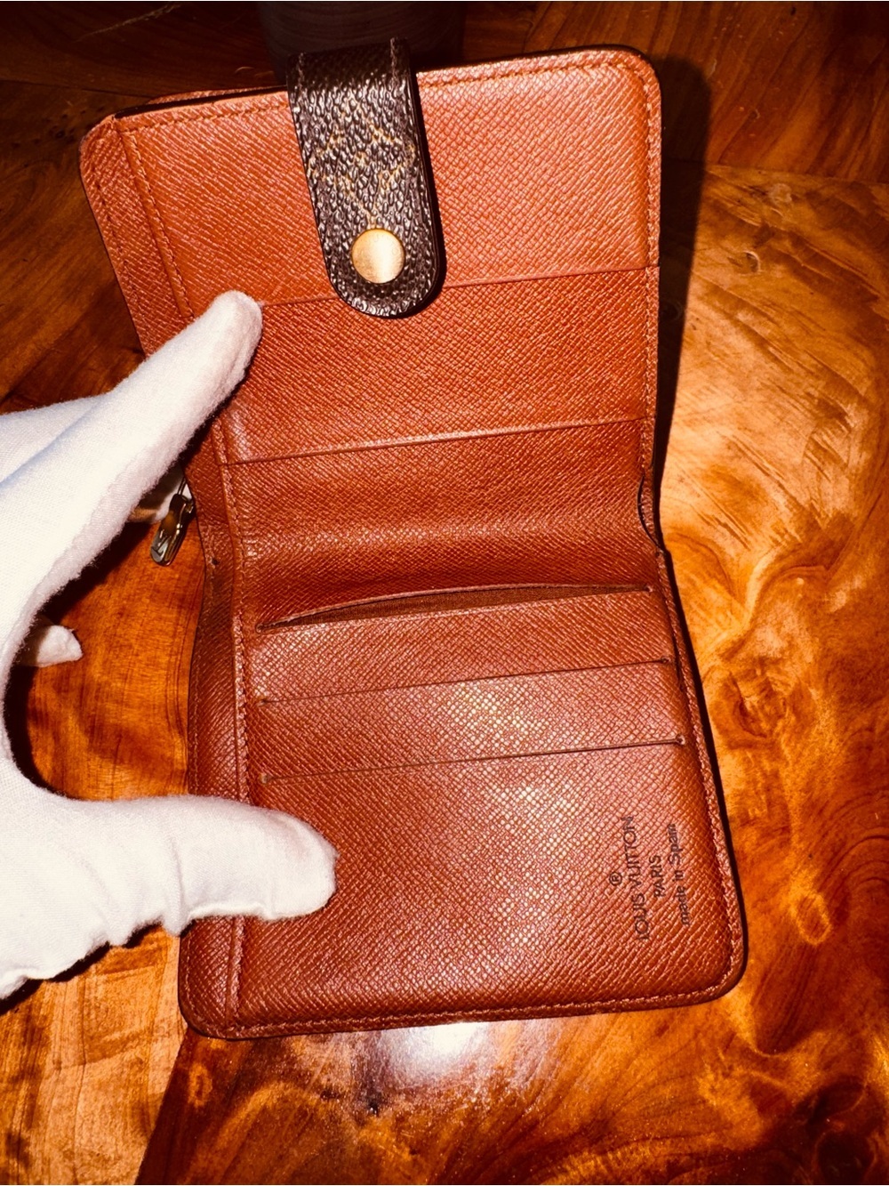 Louis Vuitton monogram compact wallet, vintage 1995 - Picture 8 of 16